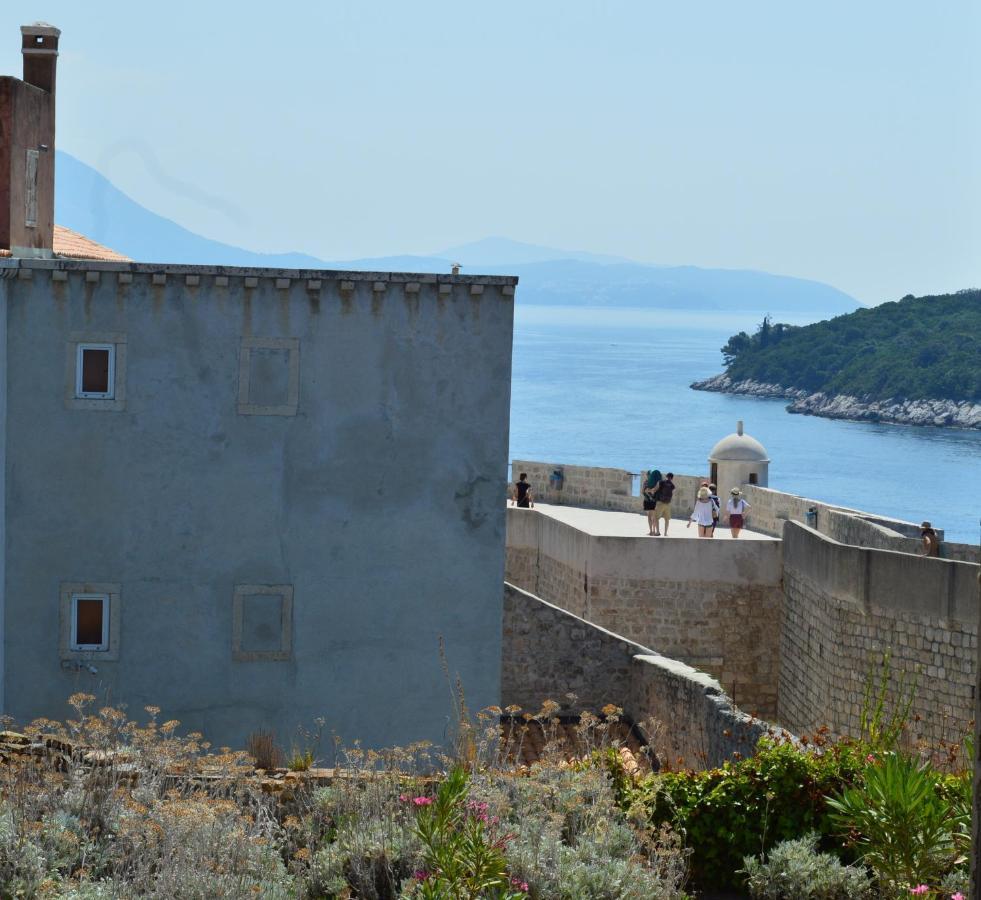 Lovely Holiday House Othello Next To The Buza Beach Dubrovnik Eksteriør billede