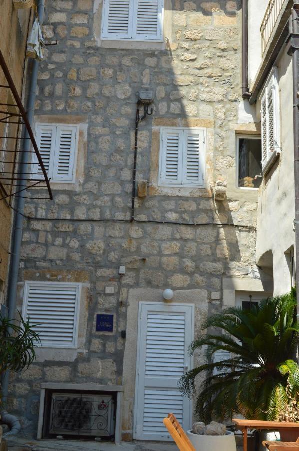 Lovely Holiday House Othello Next To The Buza Beach Dubrovnik Eksteriør billede