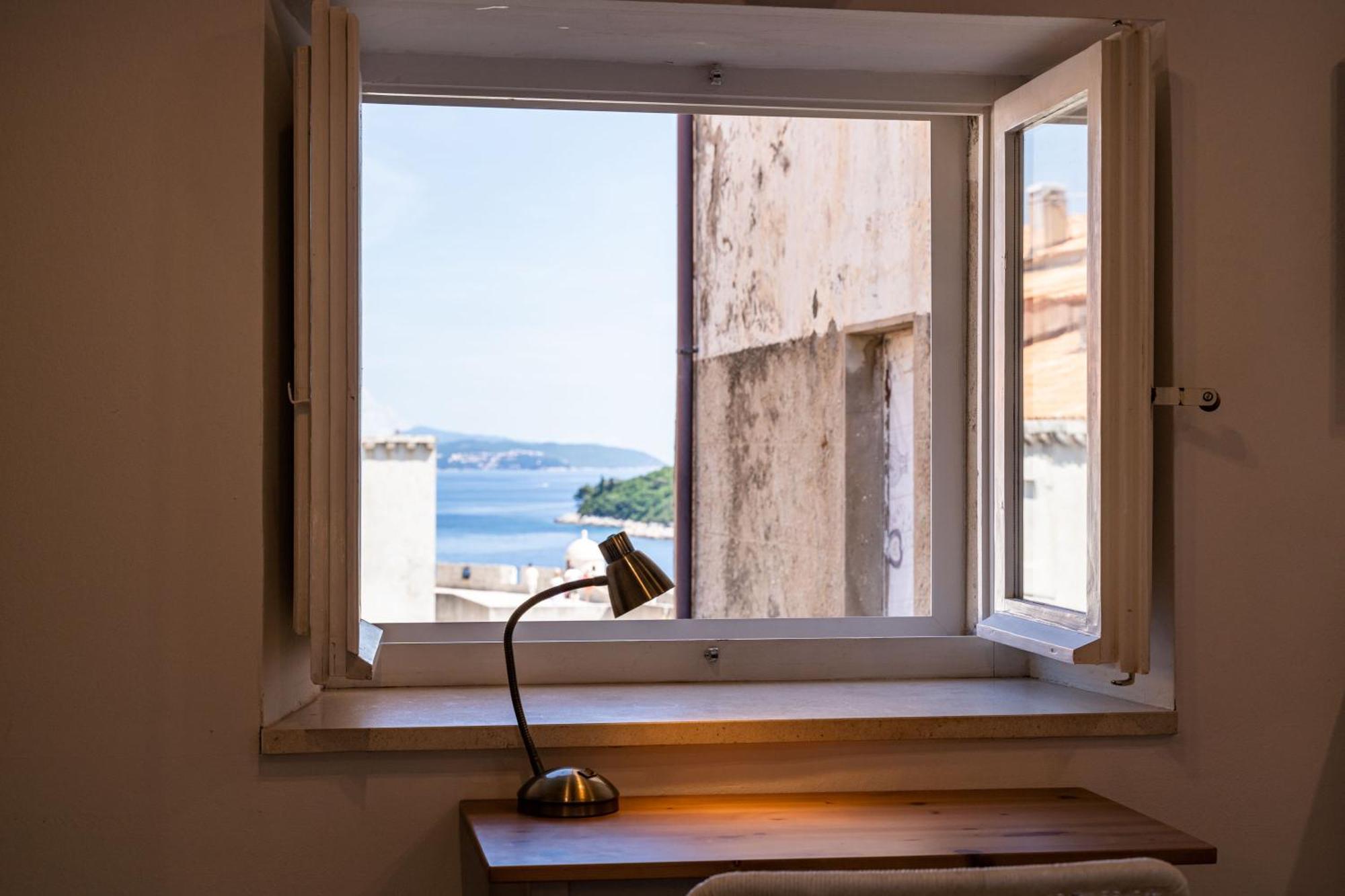 Lovely Holiday House Othello Next To The Buza Beach Dubrovnik Eksteriør billede