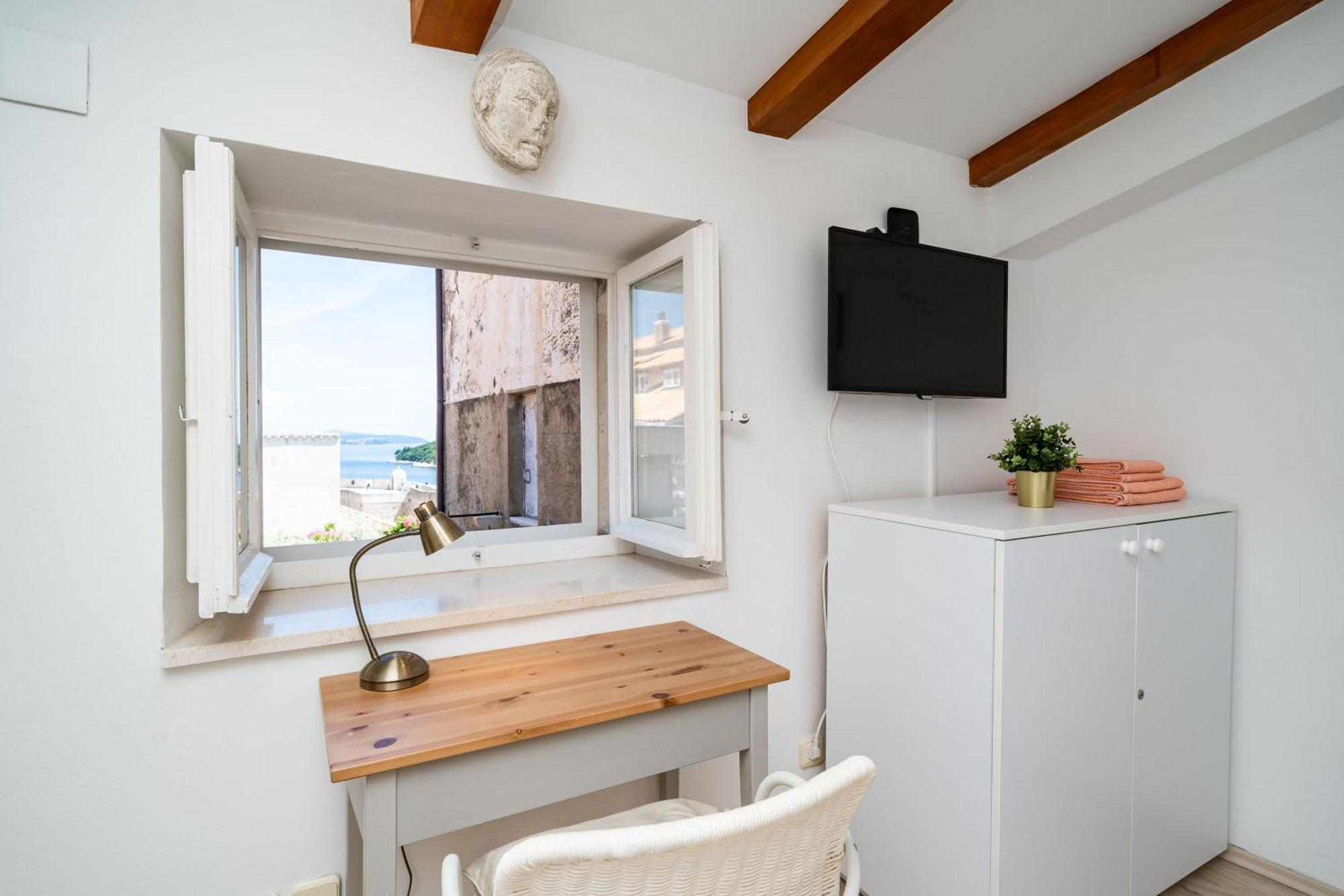 Lovely Holiday House Othello Next To The Buza Beach Dubrovnik Eksteriør billede